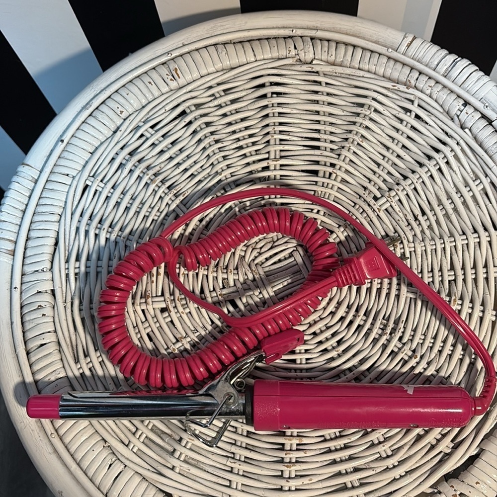 1990s Y2K Retro Pink 1/2 Inch Skinny Curling Iron Windmere Boss - Picture 6 of 6